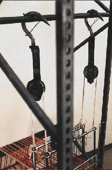 HAND LOOM detail